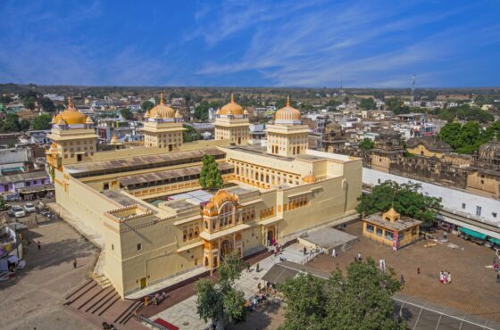 अयोध्या में राजा मंदिर: अध्यात्म और विरासत का प्रतीक